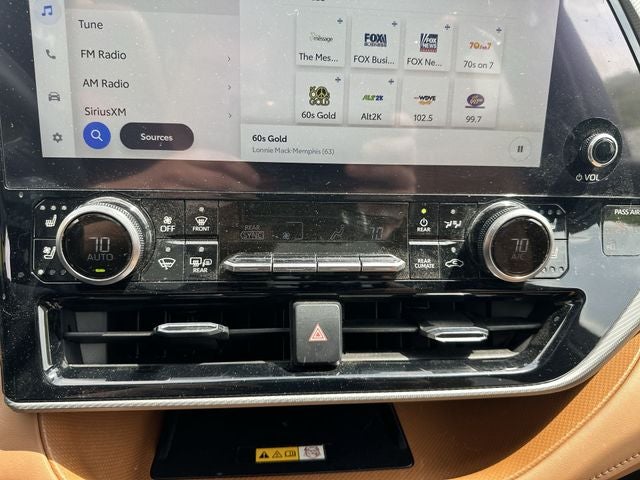2024 Toyota Highlander Platinum
