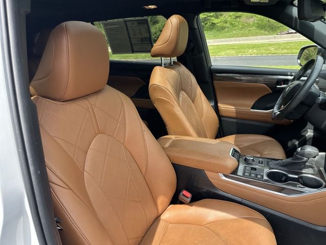 2024 Toyota Highlander Platinum