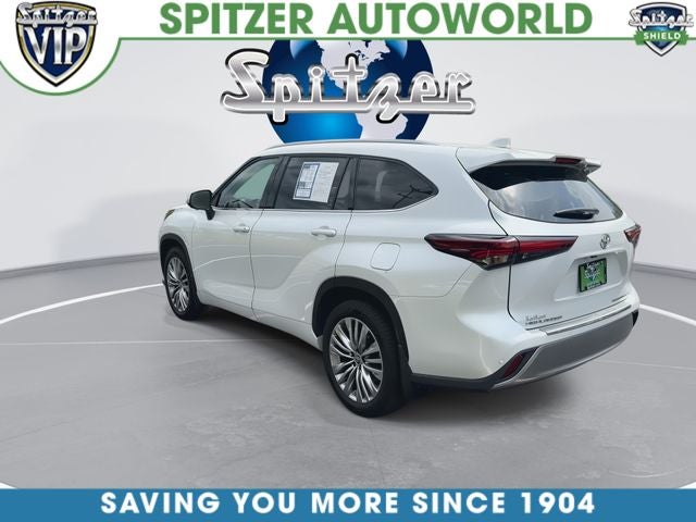 2024 Toyota Highlander Platinum