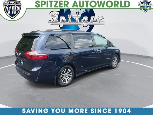 2018 Toyota Sienna XLE 8 Passenger