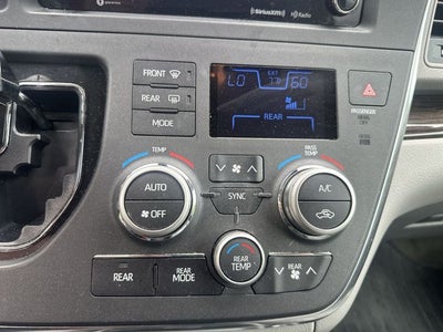 2018 Toyota Sienna XLE 8 Passenger