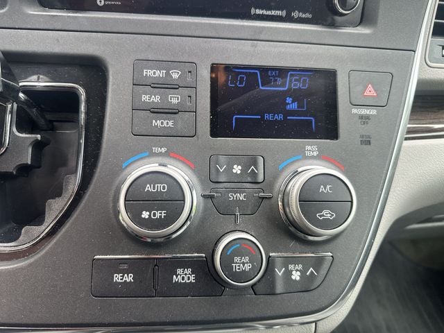 2018 Toyota Sienna XLE 8 Passenger