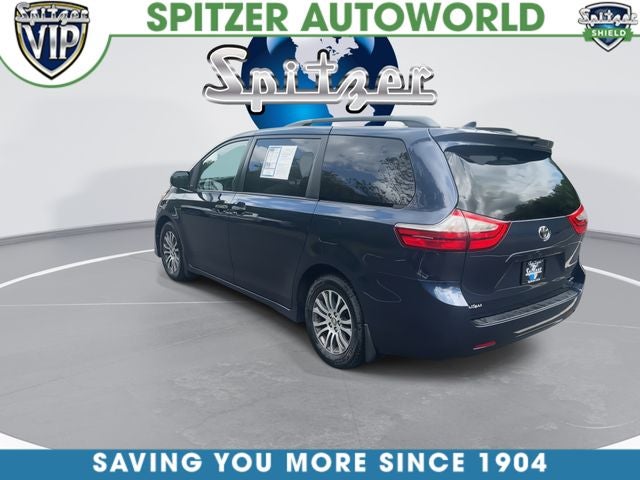 2018 Toyota Sienna XLE 8 Passenger