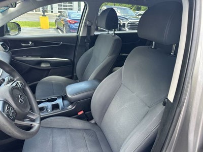 2018 Kia Sorento LX