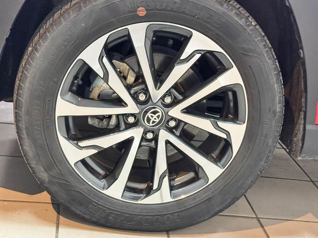 2022 Toyota Corolla Cross XLE