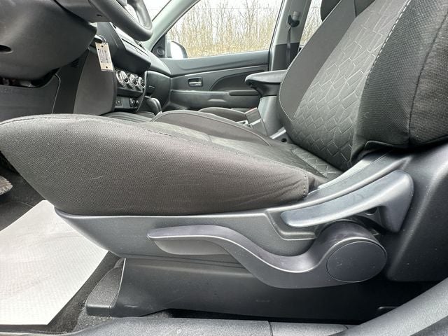 2025 Mitsubishi Outlander Sport 2.0 ES