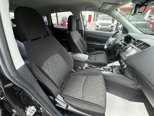 2025 Mitsubishi Outlander Sport 2.0 ES