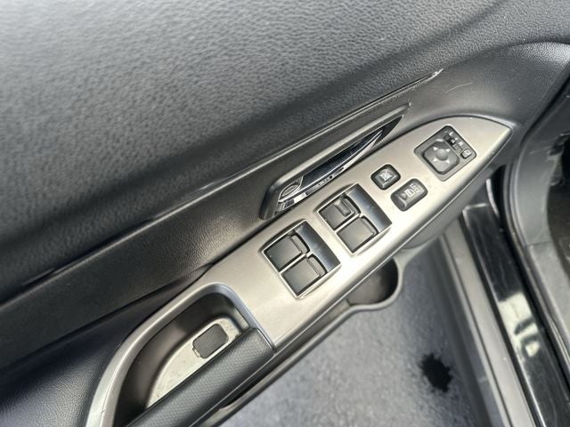 2025 Mitsubishi Outlander Sport 2.0 SE