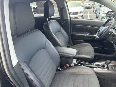 2025 Mitsubishi Outlander Sport 2.0 SE