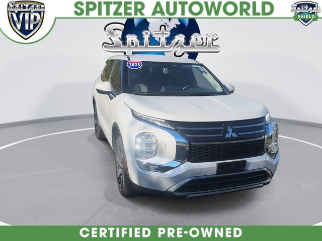 2025 Mitsubishi Outlander SE