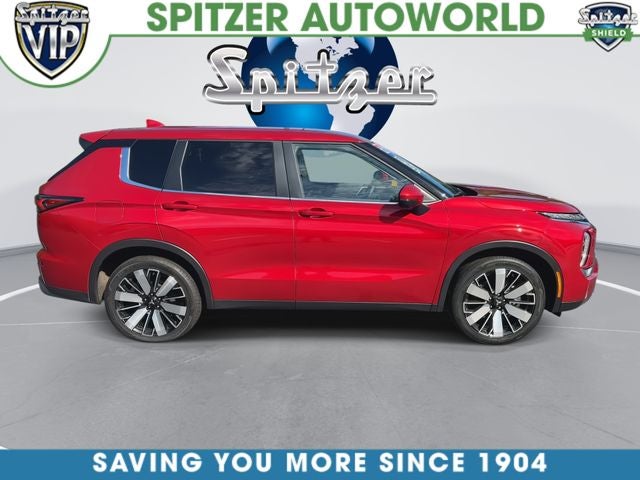 2025 Mitsubishi Outlander SE