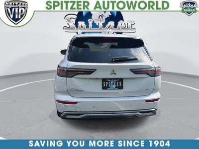 2025 Mitsubishi Outlander SE