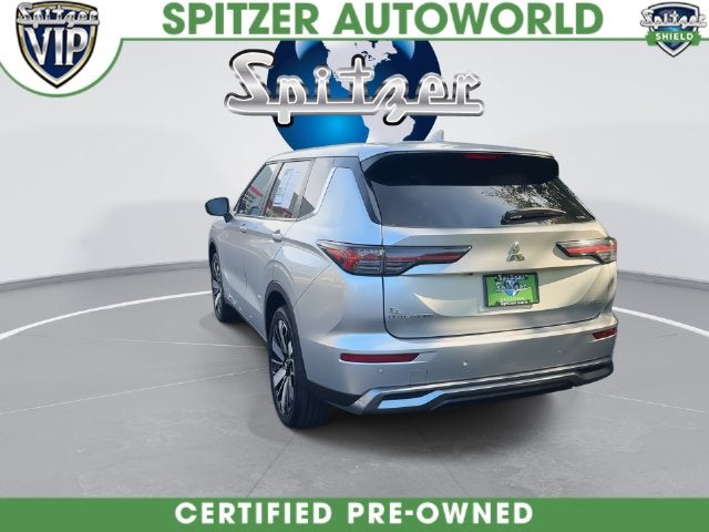 2025 Mitsubishi Outlander SE