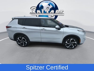2024 Mitsubishi Outlander SE