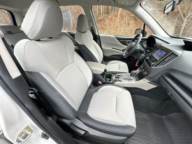 2022 Subaru Forester Base