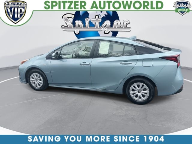 2021 Toyota Prius LE