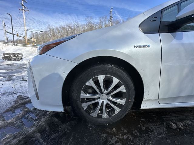 2022 Toyota Prius XLE AWD-e