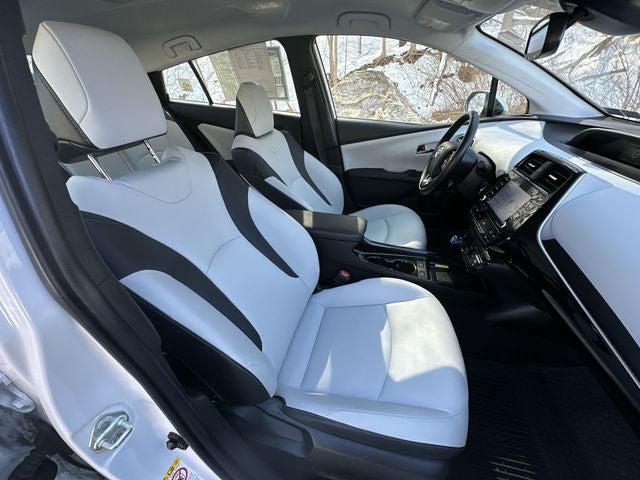 2022 Toyota Prius XLE AWD-e