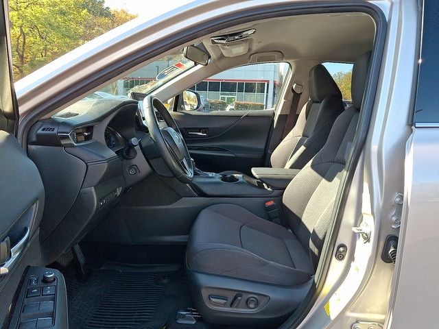 2024 Toyota Venza LE