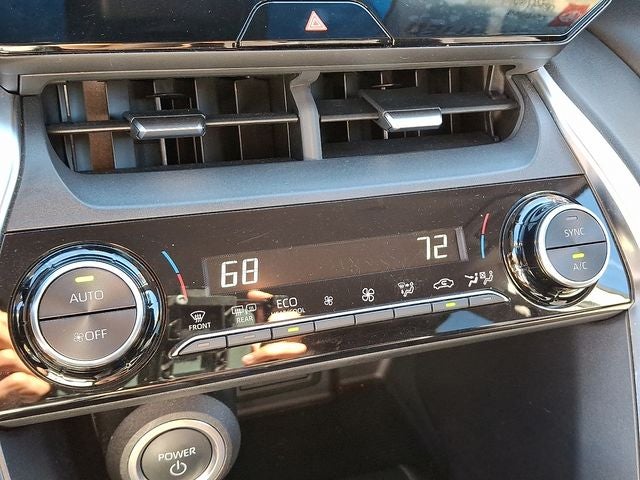 2024 Toyota Venza LE