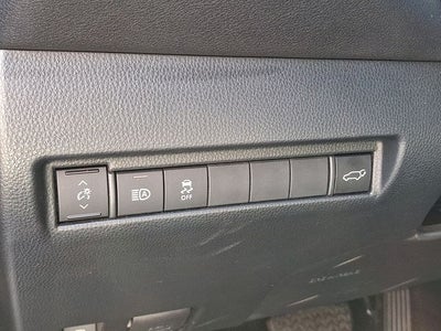 2024 Toyota Venza LE