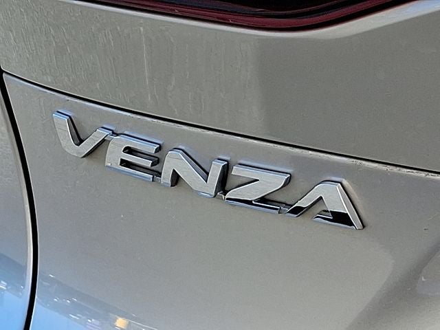 2024 Toyota Venza LE