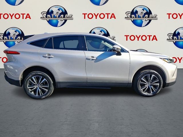 2024 Toyota Venza LE