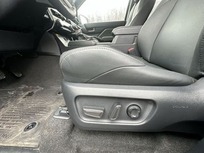 2025 Toyota 4Runner i-FORCE MAX Hybrid Base