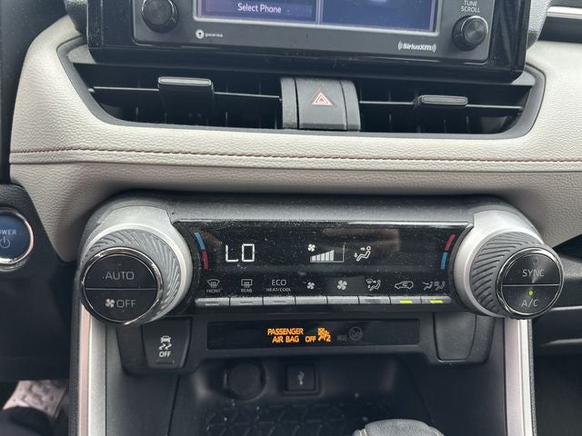 2020 Toyota RAV4 Hybrid XLE