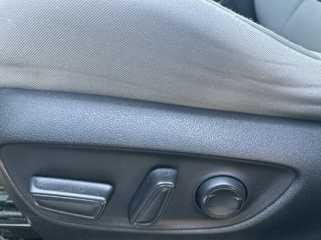 2019 Toyota RAV4 Hybrid XLE