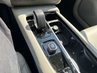 2023 Volvo XC90 B6 Core