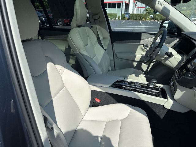 2023 Volvo XC90 B6 Core