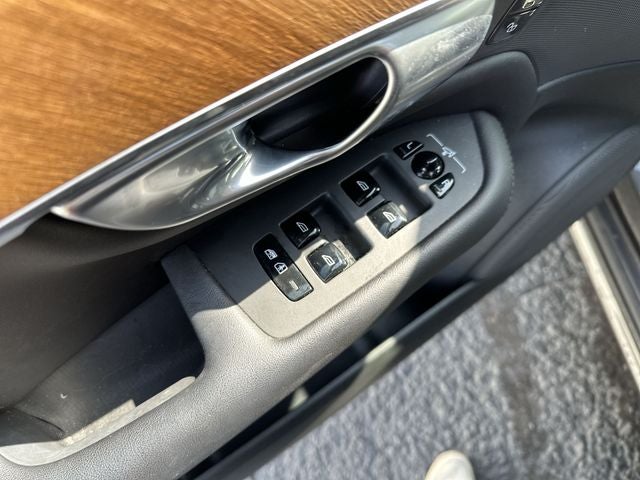 2023 Volvo XC90 B6 Plus 7-Seater