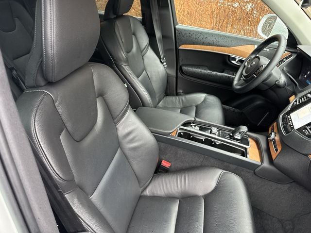 2023 Volvo XC90 B6 Plus 7-Seater