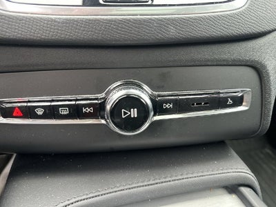 2024 Volvo XC90 B5 Core