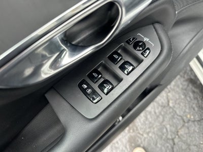 2024 Volvo XC90 B5 Core