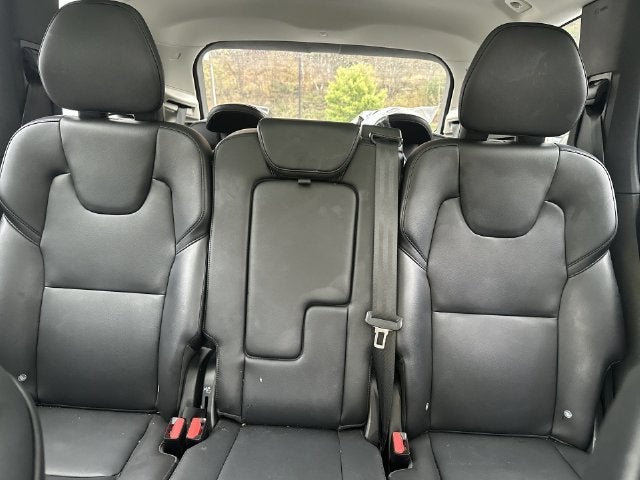 2024 Volvo XC90 B5 Core
