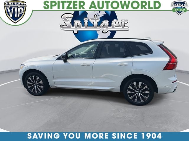 2024 Volvo XC60 B5 Plus Dark Theme