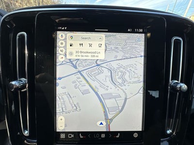 2025 Volvo XC40 B5 Plus Dark Theme