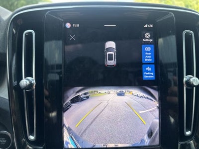 2024 Volvo XC40 B5 Core