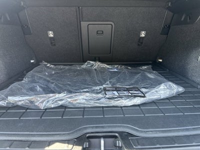 2024 Volvo XC40 B5 Core
