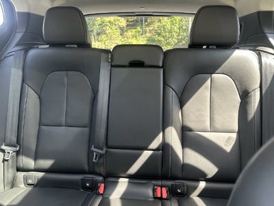 2024 Volvo XC40 B5 Core