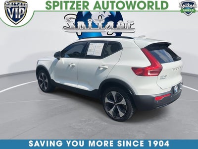 2024 Volvo XC40 B5 Core