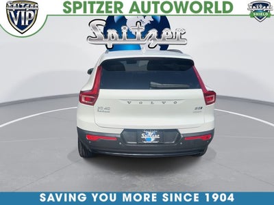 2024 Volvo XC40 B5 Core