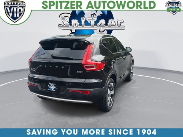 2024 Volvo XC40 B5 Core