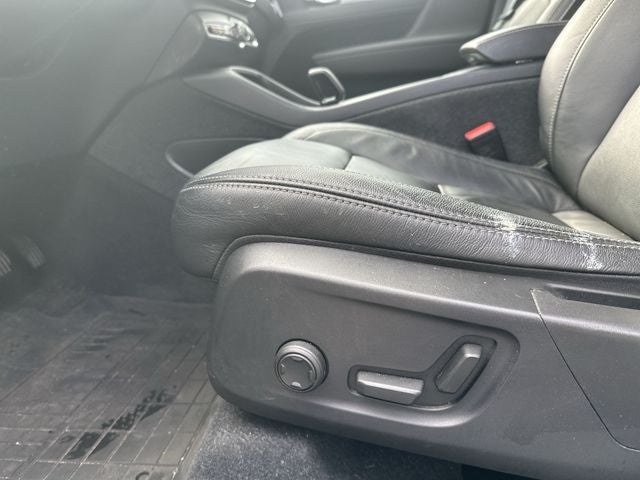 2024 Volvo XC40 B5 Core