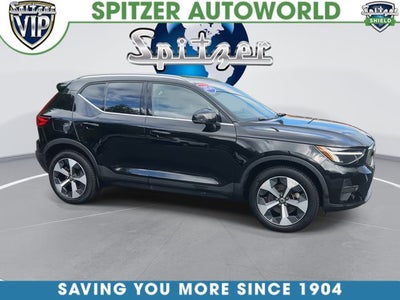 2024 Volvo XC40 B5 Core