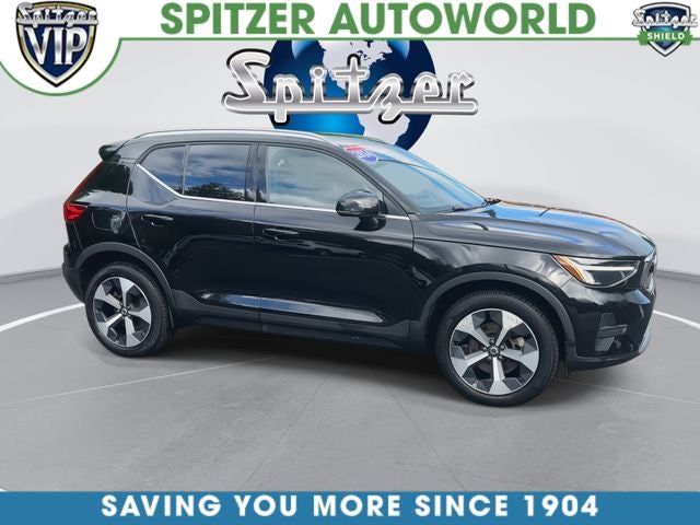 2024 Volvo XC40 B5 Core