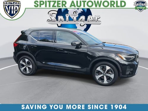 2024 Volvo XC40 B5 Core