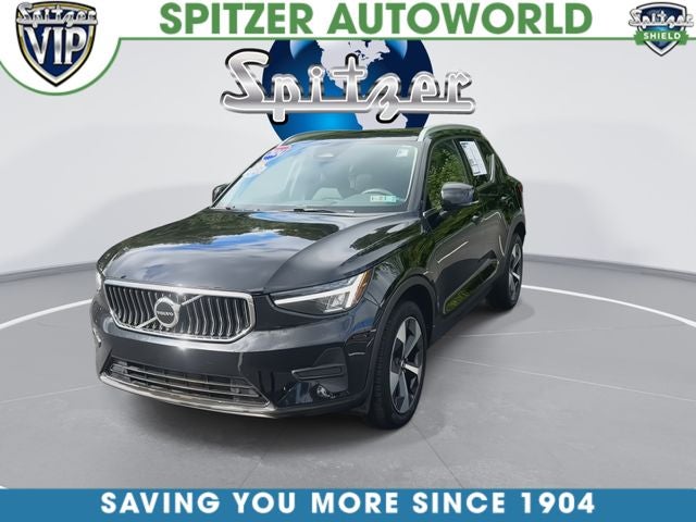 2024 Volvo XC40 B5 Core